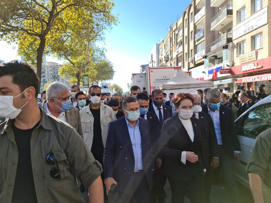 AKŞENER VE “İYİ”LERDEN DEPREM BÖLGESİNE ZİYARET