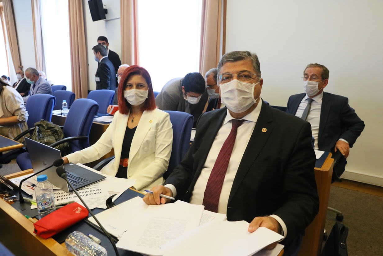 CHP’li Sındır: “Belediyelerin mali özerkliği tırpanlanıyor”