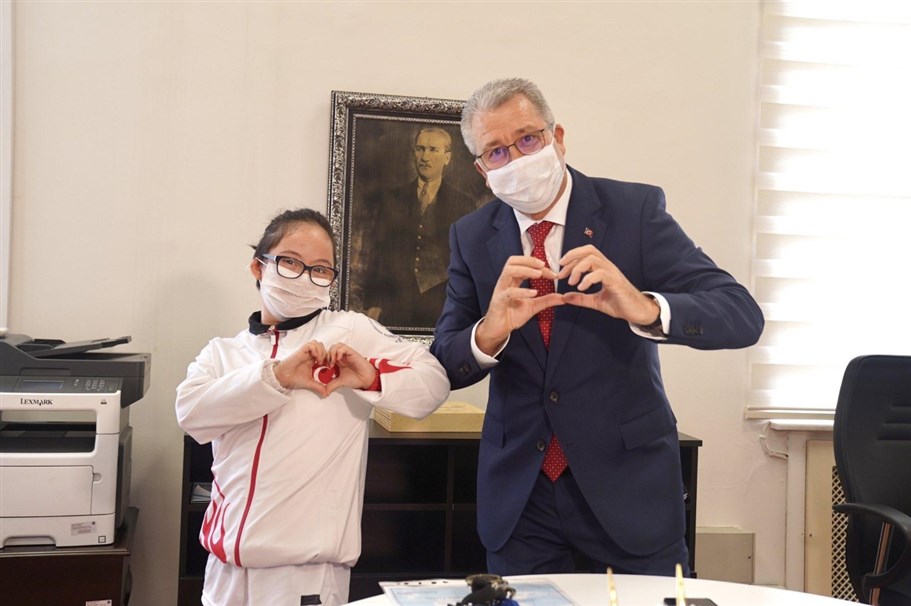 Rekortmen Özel Sporcu İrem Öztekin, Egeli Oldu