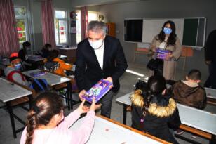 KUŞADASI BELEDİYESİ’NDEN EĞİTİME TAM DESTEK