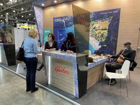 GÜVENLİ TATİLİN ADRESİ KUŞADASI RUS TURİSTLERİ BEKLİYOR