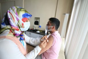 EFELER BELEDİYESİ’NDE YERİNDE AŞI UYGULAMASI