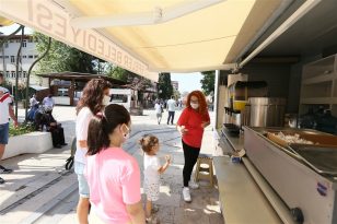 EFELER BELEDİYESİ’NDEN ÖĞRENCİ VE VELİLERE DUYARLI HİZMET