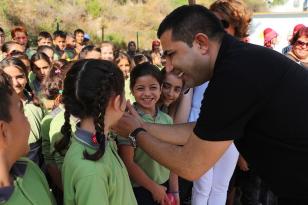 KUŞADASI BELEDİYESİ’NDEN EĞİTİME KESİNTİSİZ DESTEK