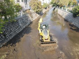 EFELER BELEDİYESİ TABAKHANE DERESİ’Nİ TEMİZLİYOR