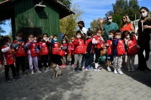 KUŞADASI BELEDİYESİ ÇOCUKLARI CAN DOSTLARLA BULUŞTURDU