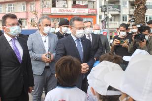 Vali Aksoy: Trafikte tüm kesimlere görev düşmektedir