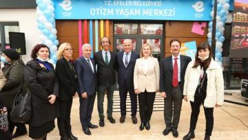 Efeler Belediyesi’nin hizmetinden övgüyle söz etti