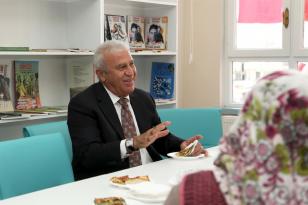 ÖNCE PAZAR ALIŞVERİŞİ SONRA HANIMEVİ KAHVESİ