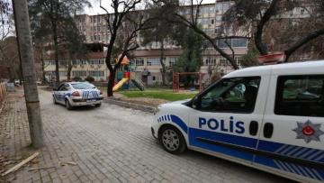 Efeler’den polisin elini rahatlatan çalışma