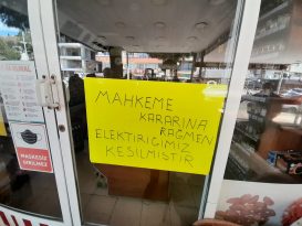 Beko: “Bergama Belediyesi esnaf cinayeti işliyor”