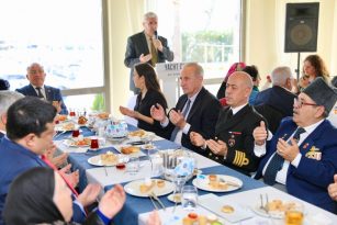 BAŞKAN ATABAY ŞEHİT AİLELERİ VE GAZİLER İLE BULUŞTU