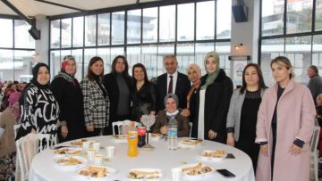 Koçarlılı kadınlar, gönüllerince eğlendi