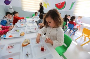 EFELER BELEDİYESİ’NİN 3’ÜNCÜ GÜNDÜZ BAKIMEVİ KAPILARINI ÇOCUKLARA AÇTI