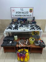 AYDIN’DA SİLAH KAÇAKÇILIĞINA BÜYÜK DARBE