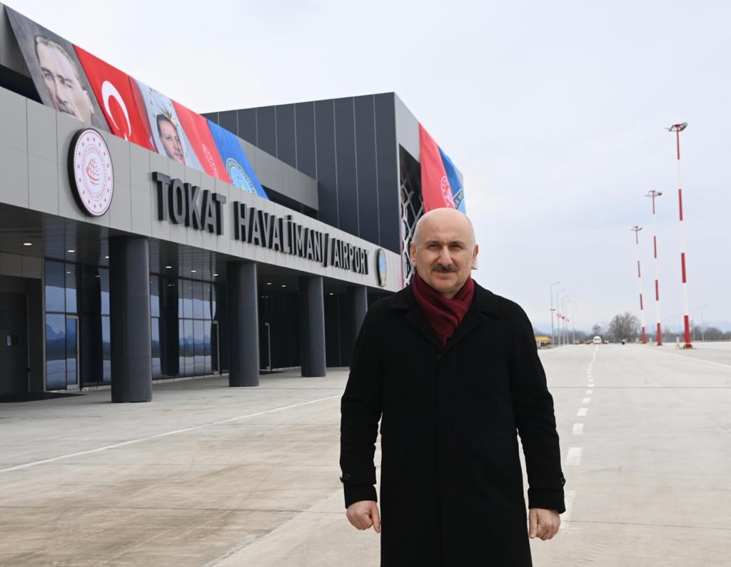 KARAİSMAİLOĞLU: “2 MİLYON YOLCU KAPASİTELİ TOKAT YENİ HAVALİMANI’NI YARIN AÇIYORUZ”