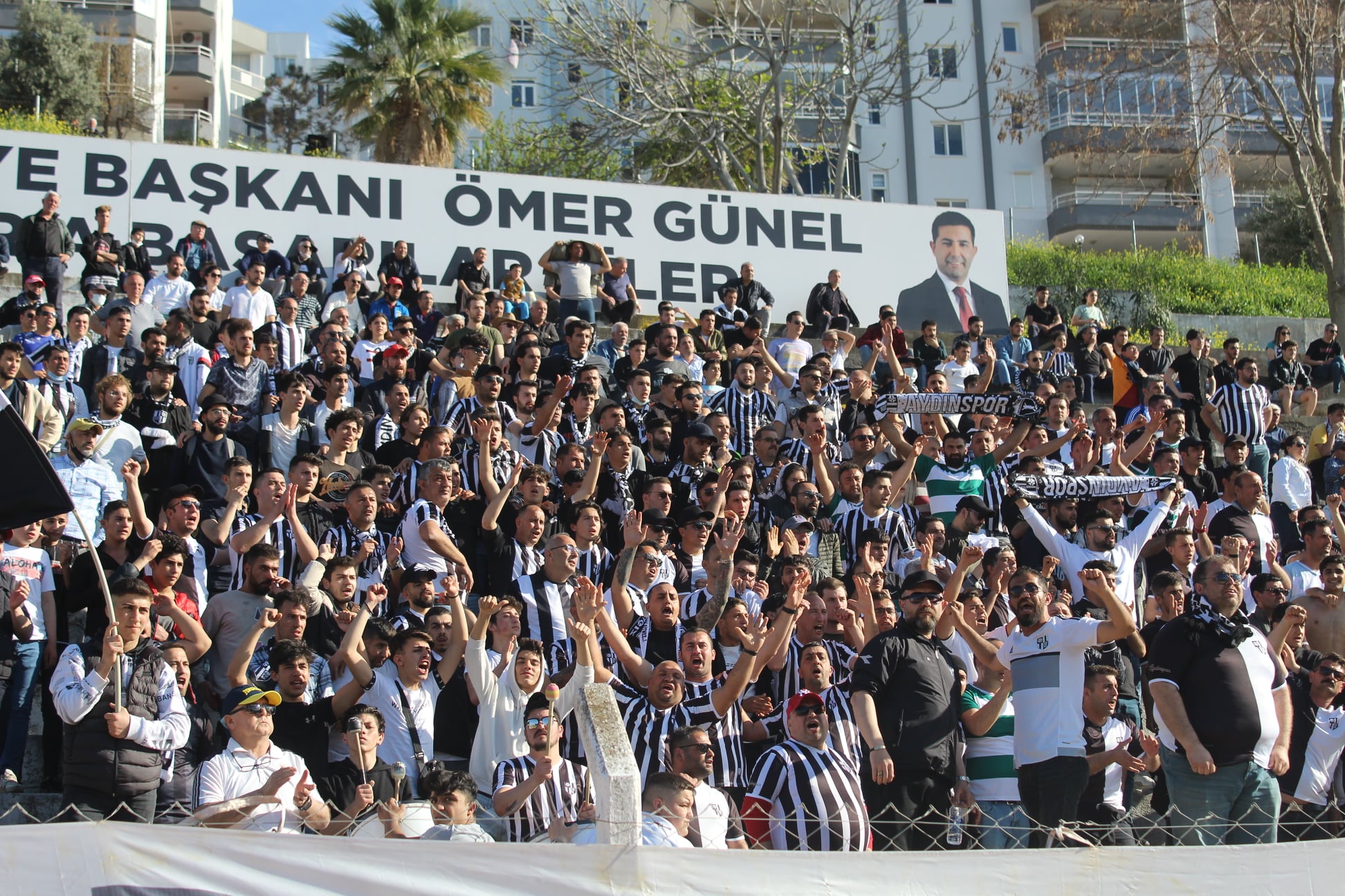 AYDINSPOR TARAFTARINI ÜZDÜ