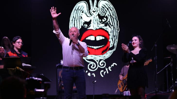 Didim Ceylan Ertem ile coştu