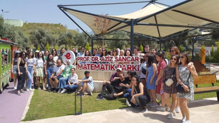 Efeler’deki Matematik ve Bilim Parkı Osmangazi Üniversitesi’ni ağırladı