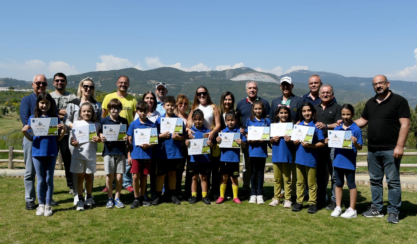 GELECEĞİN GOLFÇÜLERİ SERTİFİKALARINA KAVUŞTU