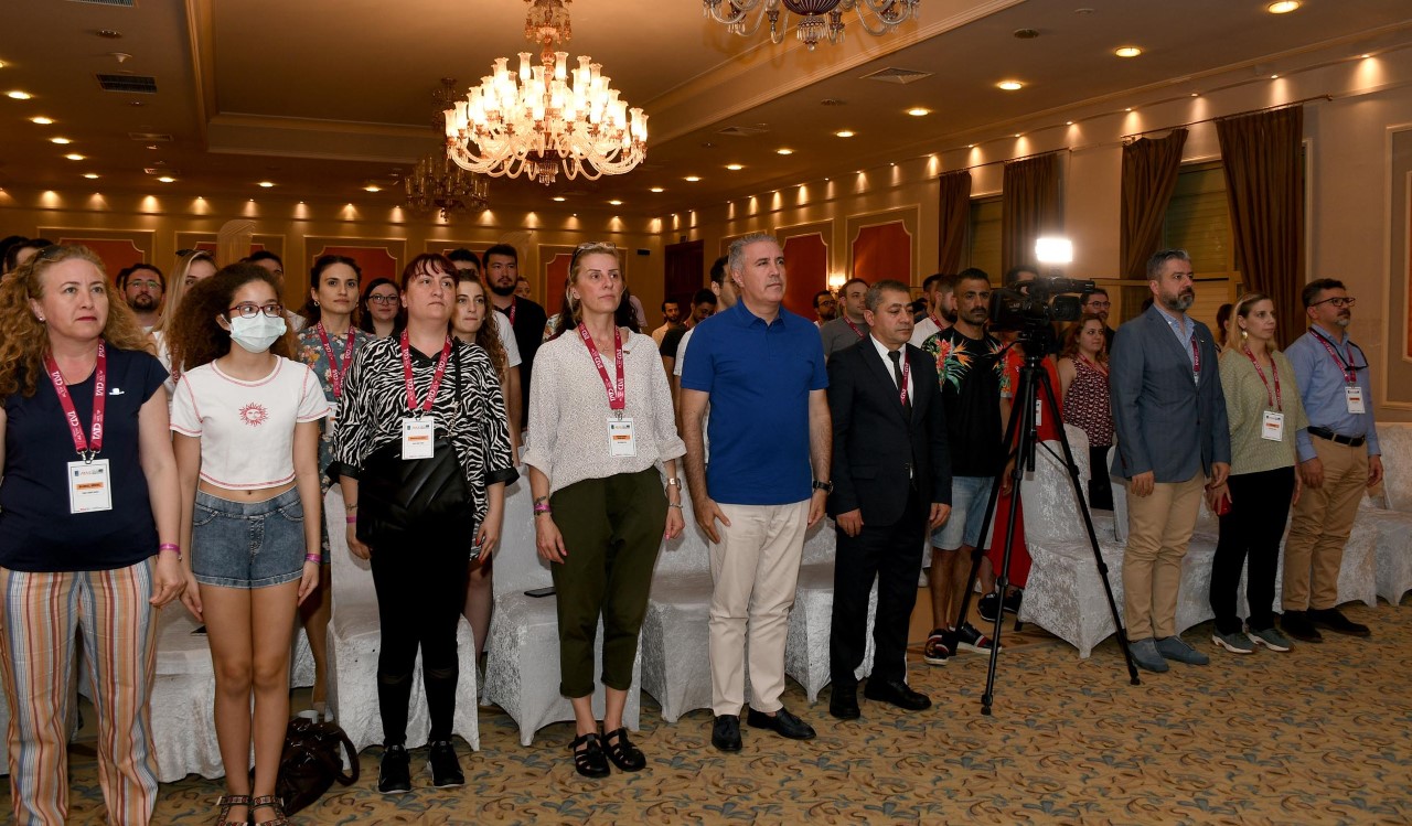 Acil tıp asistanları Kuşadası’nda bir araya geldi