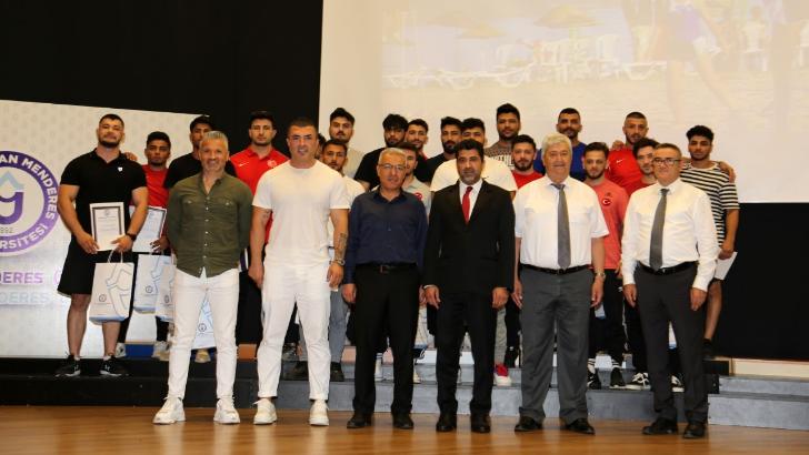 Rektör Aldemir: “Öğrencilerimiz üniversitemizi ve Aydın’ı gururlandırıyor”