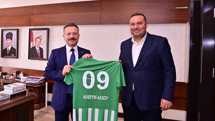 Efeler 09 SFK’dan Vali Aksoy’a ziyaret