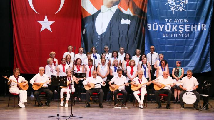 Aydın Büyükşehir Belediyesi Kültür Merkezleri’nden muhteşem yıl sonu gösterisi