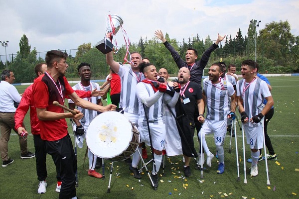 İzmir Büyükşehir Belediyesi Gençlik ve Spor’dan 19 galibiyet