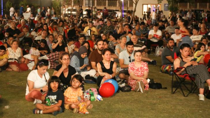 Aydın Tekstil Park’ta yazlık sinema keyfi