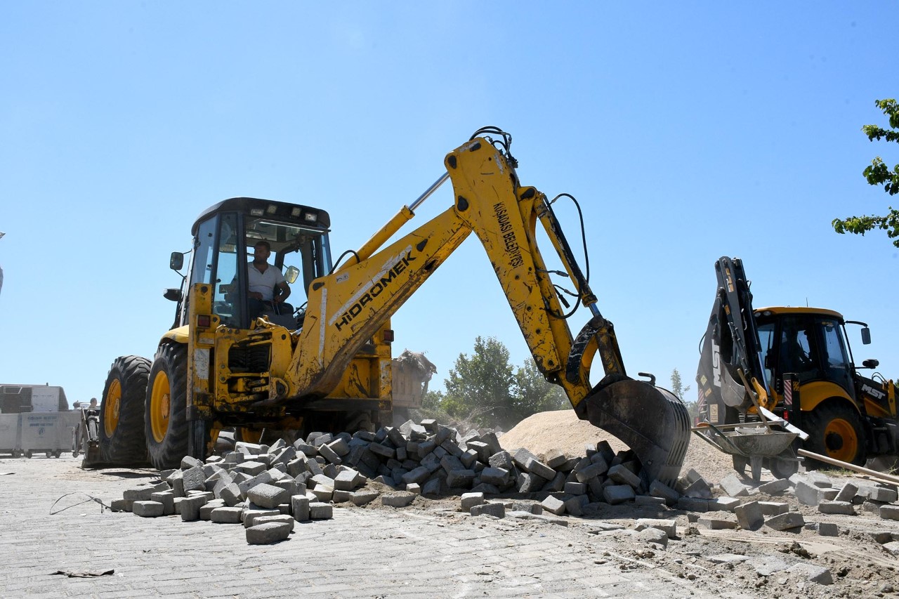 BAŞKAN ÖMER GÜNEL DAVUTLAR SANAYİ ESNAFINA VERDİĞİ SÖZLERİ 24 SAATTE YERİNE GETİRDİ
