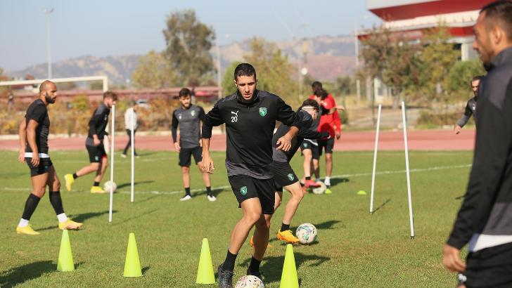 Efelerde hedef üst sıralar