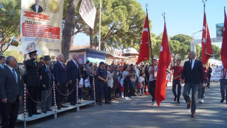 Kuyucak’ta 29 Ekim coşkuyla kutlandı