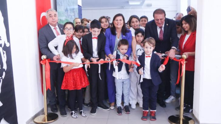 Başkan Çerçioğlu 29 Ekim Sergisi’ni açtı