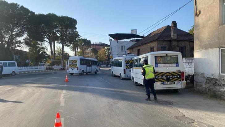 Jandarma okul servislerini denetledi