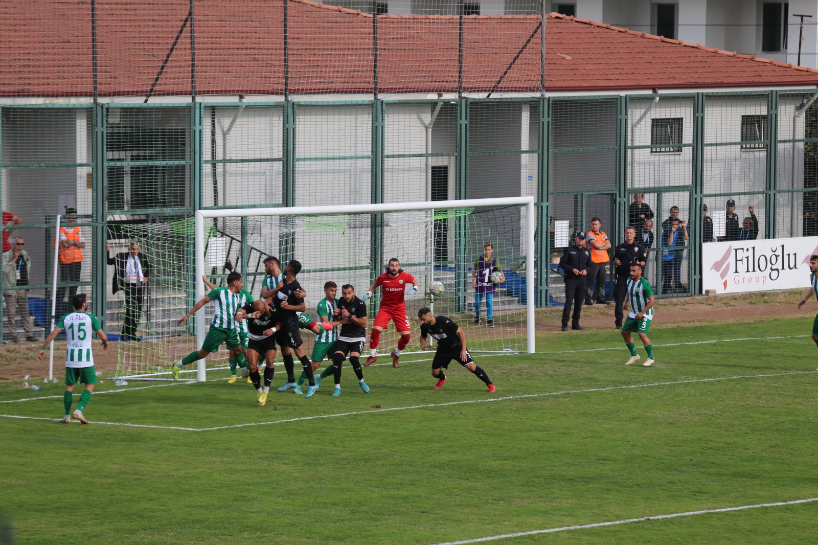 Efeler Sapanca’ya 2-1 mağlup oldu