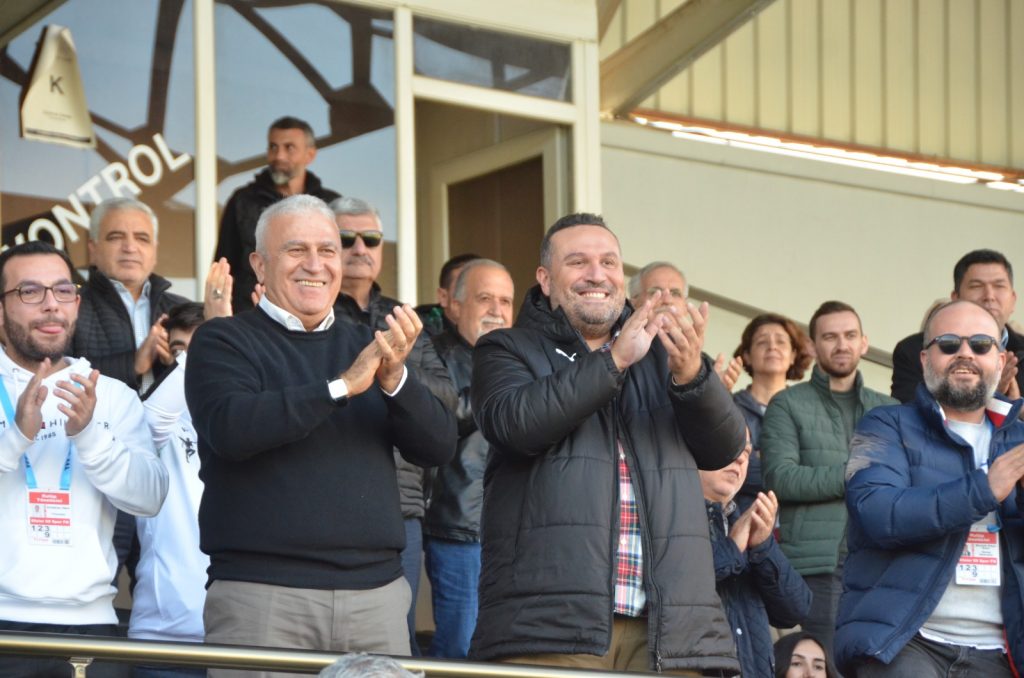 Başkan Atay’dan Efeler halkına teşekkür