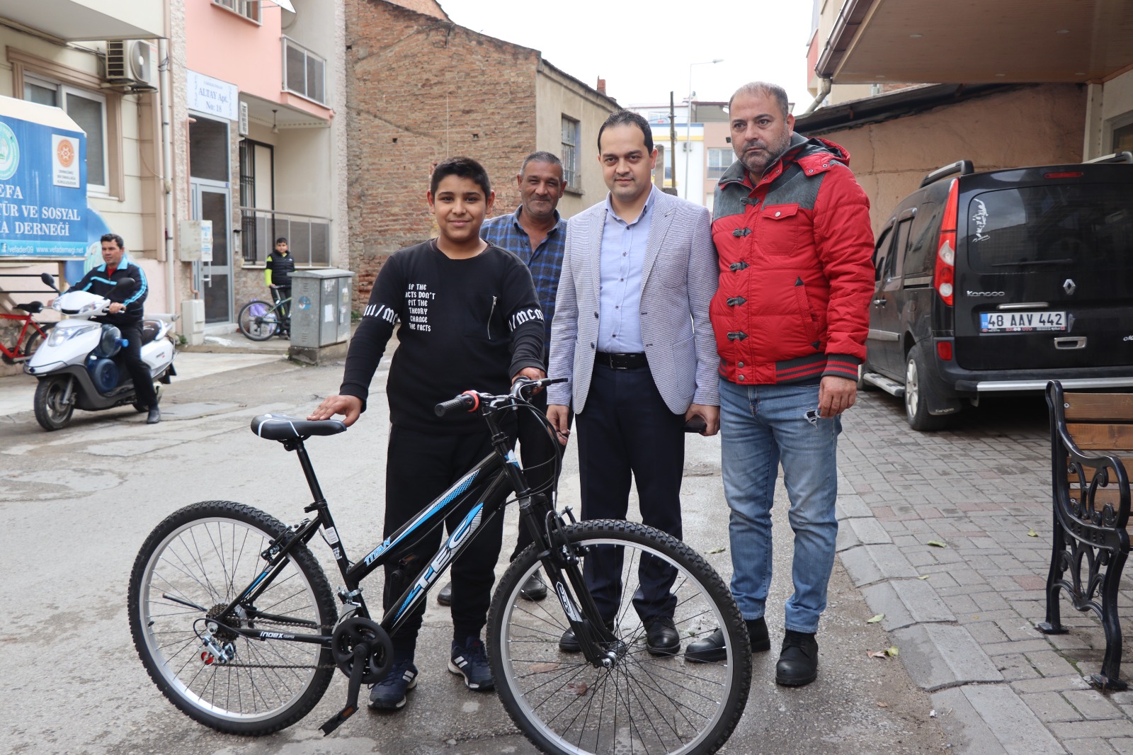 Vedat’ın hayali Başkan Özcan’la gerçek oldu