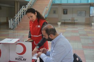 Her Damla Kan Bir Can!