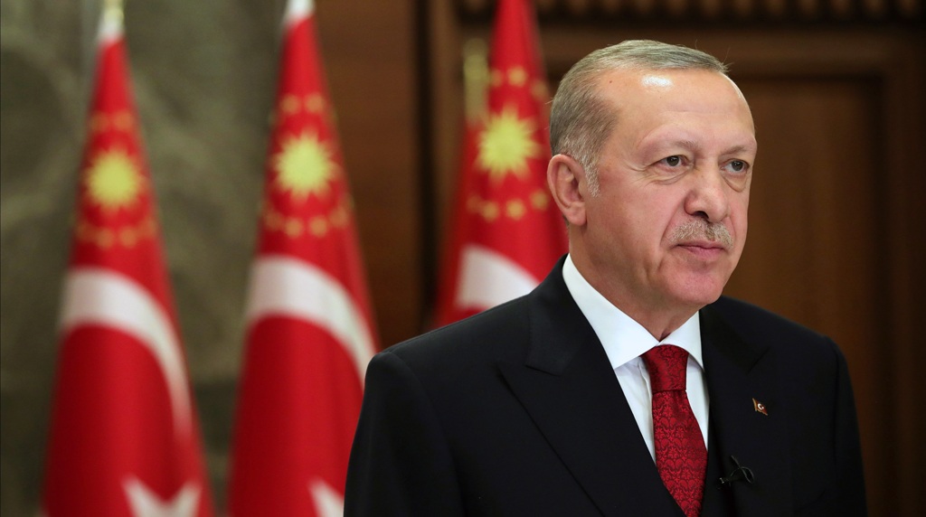 Cumhurbaşkanı Erdoğan, 8 ilin valileri ile telefonda görüştü