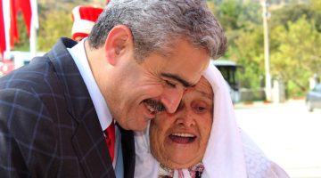 Başkan Alıcık Kadınları Unutmadı