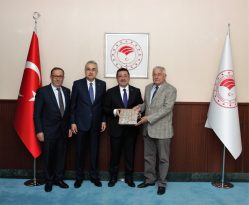 Aydın Ticaret Borsası’ndan Bakan Yardımcısı Pakdil’e Ziyaret