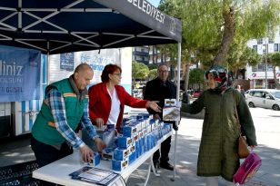 KUŞADASI BELEDİYESİ’NDEN KANDİL SİMİDİ VE ÇORBA İKRAMI