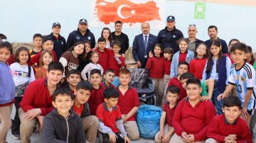 ÇOCUKLARIN TOPLADIĞI PLASTİK KAPAKLAR ENGELLİLERE UMUT OLDU