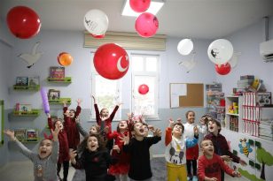 Efeler’in Minik Yüreklerinden Depremzede Anneler İçin Büyük Kampanya