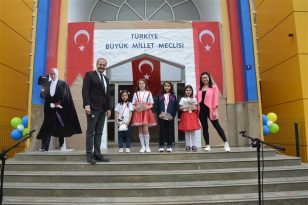 Özel Başak Kolejinde 23 Nisan coşkuyla kutlandı