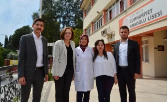 Depboylu, mezun olduğu liseye gitti