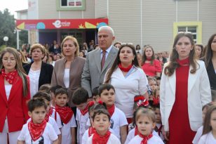 Efeler’in Çocukları 23 Nisan’ı Kutladı