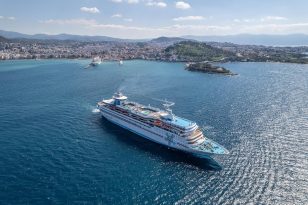 BAŞKAN ÖMER GÜNEL: ‘KUŞADASI 1 MİLYONUN ÜZERİNDE TURİST AĞIRLAYACAK’