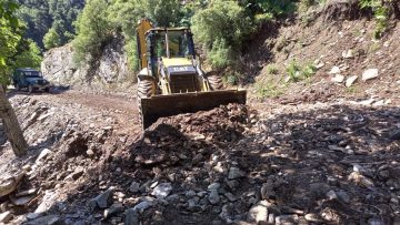 Efeler’in ekipleri çiftçilerin yanında